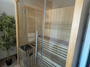House with spa and sauna - Image 2