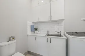 Pacific House - Image 2