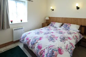  YORK single storey cottage ,gardens & open views.Thicket Priory & Derwent Ings. - Image 5