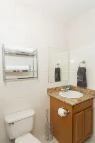 New Kingston Guest Apt at Fairway - Image 5