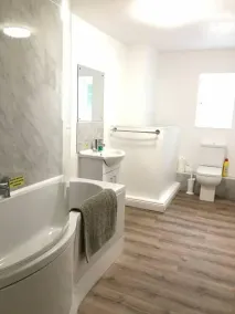 Farmhouse - Sleeps 6 & Pets Allowed - Image 2