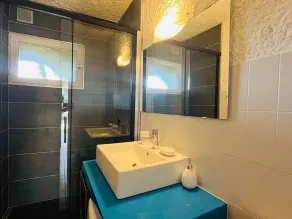 Seaside Studio with Terrace - 4 Guests, 1 Km to Beach, Parking Included - Image 3