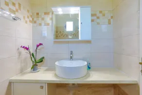 Fran Apartments - Image 3