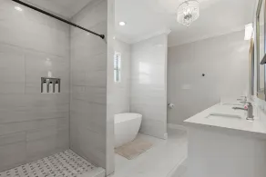 Glistening New Superdome Group Home w/10 Beds, Parking, Patio, Grill and 5 Bath  - Image 2
