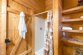 Log Cabin, UTK/Neyland, Smokies, 16acres, FP, HotTub, Arcade, Fishing, Golf,Pets - Image 5