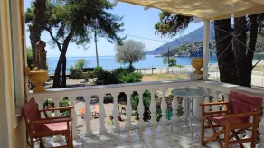 Self-catering Beach Studios in front of the sea Only 1h From Athens - Image 5