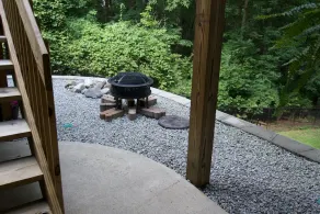 Entspannen Sie sich in der ruhigen Deer Tracks Lodge, wo die Hirsche und Vögel singen - Image 2