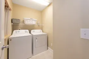 Hobbs Realty - \"Sand Froonie House\" offers luxury amenities, including a private swimming pool! - Image 3