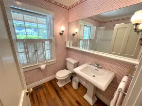Katydid Cottage, Tucked in the heart of Warm Springs with Pastoral Views and a Year Round Stream Flo - Image 4