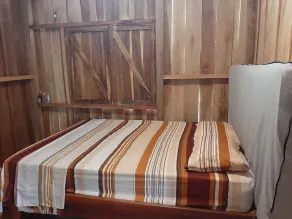 Cabaña Rústica de Montaña - Image 2