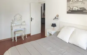 Pet Friendly Apartment In Pignan - Image 5