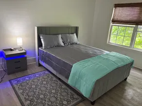 Beautiful Full of Light 6 Bedroom's House - Image 5