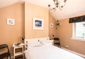 A delightful, homely cottage.  A great base for all of East Lothian. Sleeps 4. - Image 4