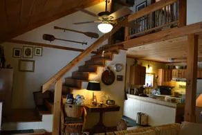COZY, CLEAN, & CHEAP!  Close to everything, yet private & quiet. - Image 4