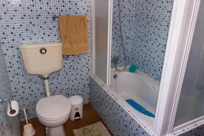 Vivenda Gomes (AL) - Casa tradizionale e confortevole con vigneto e vista mare - Image 2