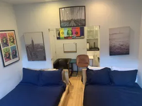 Stylish Manhattan Loft 2 Bedroom Sleeps 6 - Image 5