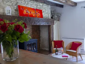 Charming stone house with garden, fireplace and Wifi - Image 3
