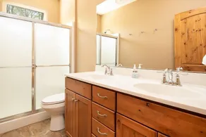 'Rockwater' Privacy, Huge Great Room, Double Deck Dock, Hot Tub, Billiards. - Image 3