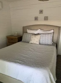 Nyrenoveret privat strand ejendom i hjertet af Sylvan Beach! - Image 5