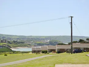 2 bedroom accommodation in Freshwater - Image 4