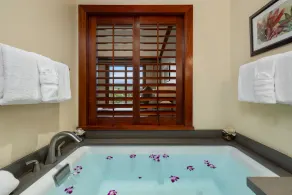 Elegant 3BR Ko Olina Beach Villa O505 Pool & Ocean View Luxury Escape - Image 3