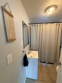 Breezy Pad, tæt på søen, m / baghaven oase - Image 3