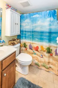 VRBO Rated #1 Sandy Key 424 Includes ground floor storage with chairs & umbrella - Image 3