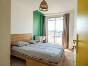 Private Room in a Shared Apartment - Bron - Image 3
