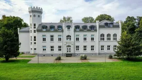 Castle Studio WE 28 - Hohendorf Castle - Image 2