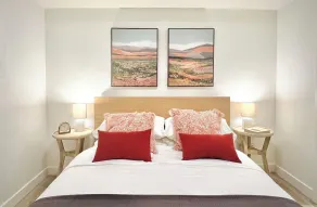 T201 Brand NEW Downtown Canmore 3BD & 2BT, BBQ, Free Parking - Image 2