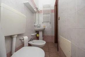 Apartamento 'Numero 6' con terraza compartida, Wi-Fi y aire acondicionado - Image 3