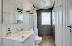 3 Bedroom Awesome Home In Hejls - Image 2