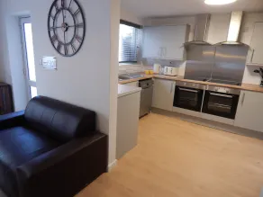 Modern, stylish and well located with parking - Image 4