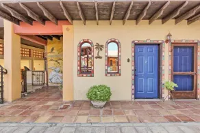Newly listed on Vrbo but superhost and 5 stars on ArBNB!! - Image 4