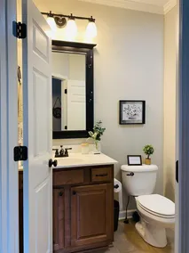 Coventry Cove Lakefront House - Image 4