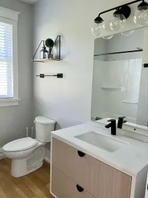 Sandbanks Cottage Resort Villa in Prince Edward County 23B - Image 5
