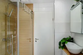 Tautraum Suite mit Whirlpool und grünem Ausblick - Image 4