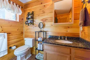 Maple Cove Lodge on Lake Sebago Waterfront! - Image 3