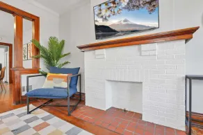 Bright Pet Friendly 3BR Home Near Children’s Hosp - Image 2