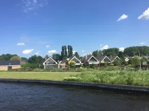 Luxe vrijstaande  woning met een royale tuin op zuiden - Image 3
