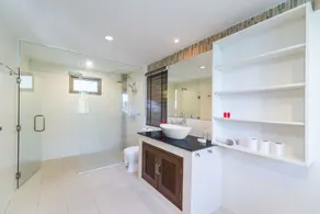 Tropical Sea View Villa - Image 2