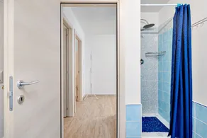 Holiday Apartment \"Caterina\" with Shared Terrace & Wi-Fi - Image 4