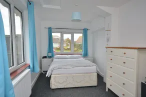 Family & Pet Friendly Home Direct On A Lovely Sandy Beach - Image 4