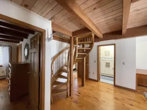 Stunning Private Lakehouse with Dock and outdoor Hot Tub - Image 3