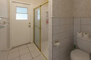 Geräumiges Anwesen in ruhiger Nachbarschaft - Image 4