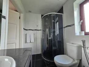 Ny Luksus 5 * Beachside Lodge med Sauna - 4 senge ensuite - Spectacular Location - Image 5