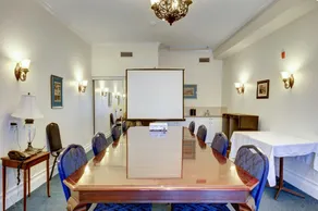 The Waring House - Image 5