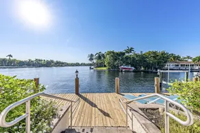 7bdr Spa+Heated pool. Waterfront Mansion 6 m beach - Image 2