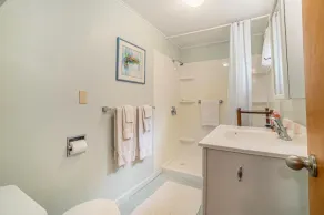 Bricker Cottage on Little Glen - Image 3