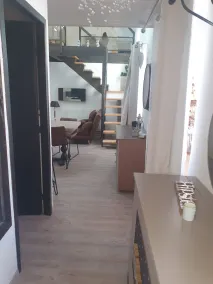 Cosy, newly renovated gîte, very close to the town center but in a quiet location - Image 5